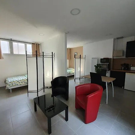 Grand Studio Gravelines Centre , 5 Mn Du Cnpe Et De La Plage, Absence De Chambre Privative Exterior photo