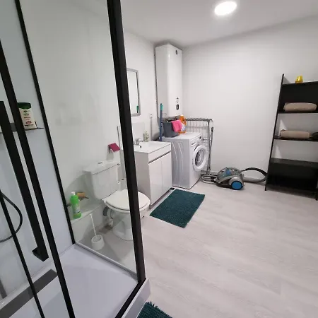 Grand Studio Gravelines Centre , 5 Mn Du Cnpe Et De La Plage, Absence De Chambre Privative Exterior photo