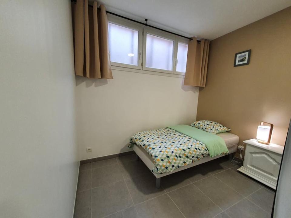 Grand Centre , 5 Mn Du Cnpe Et De La Plage, Absence De Privative * Gravelines